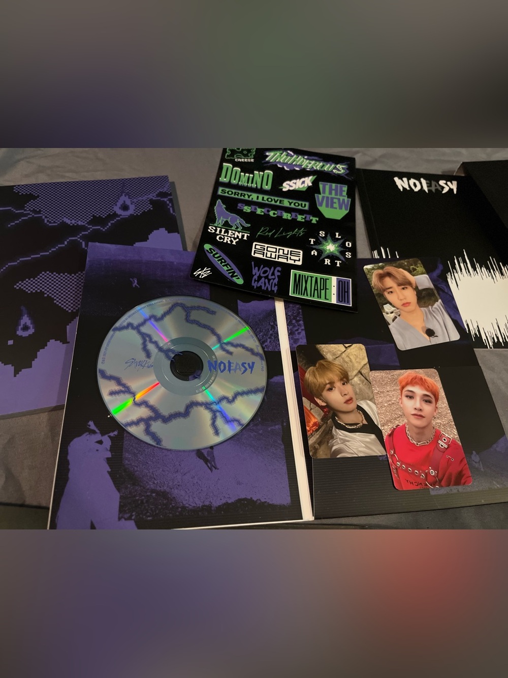 Stray Kids 'NOEASY' CD Version B, Kpop, Stray Kids Collectible Photo Cards